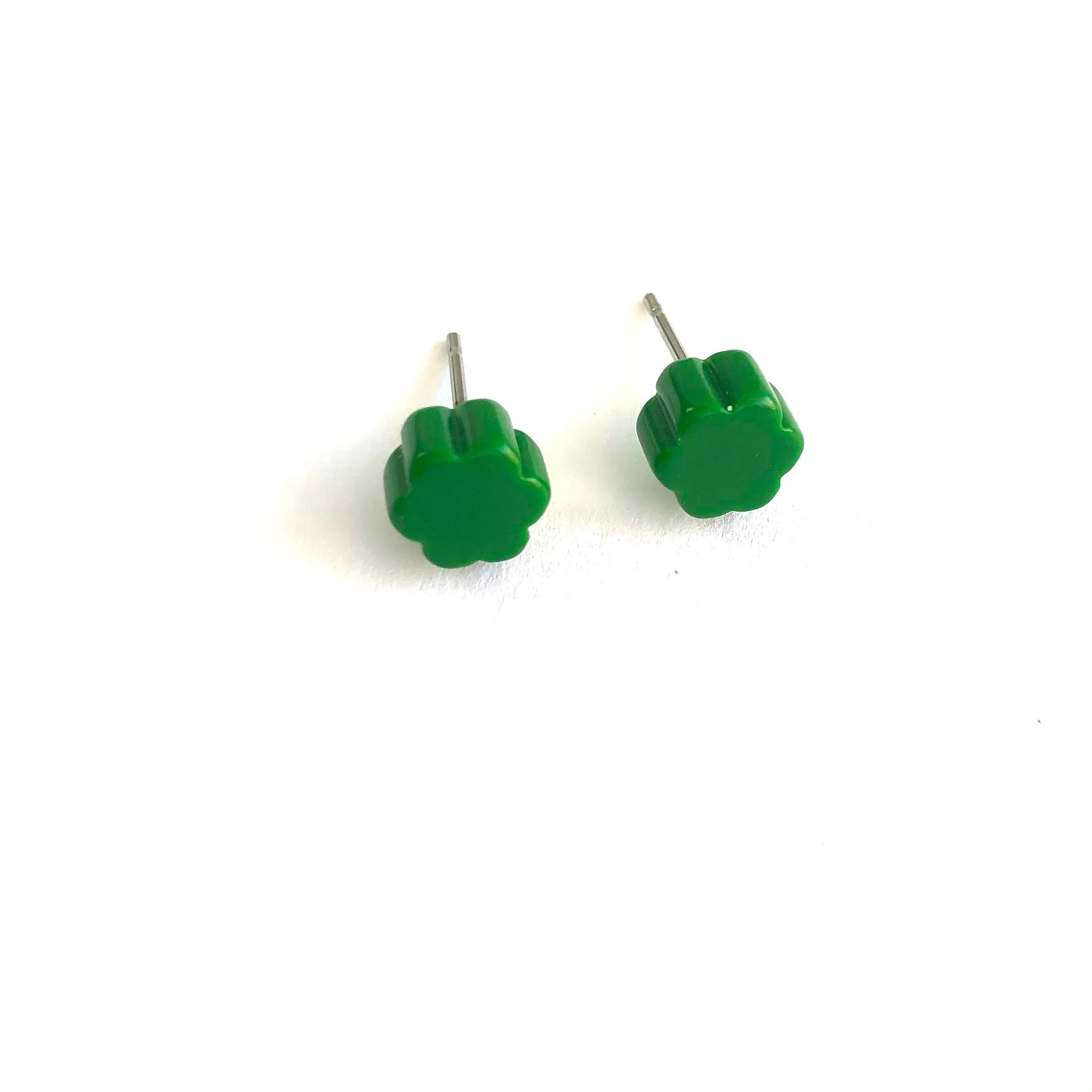 Apple Green Deco Daisy Studs