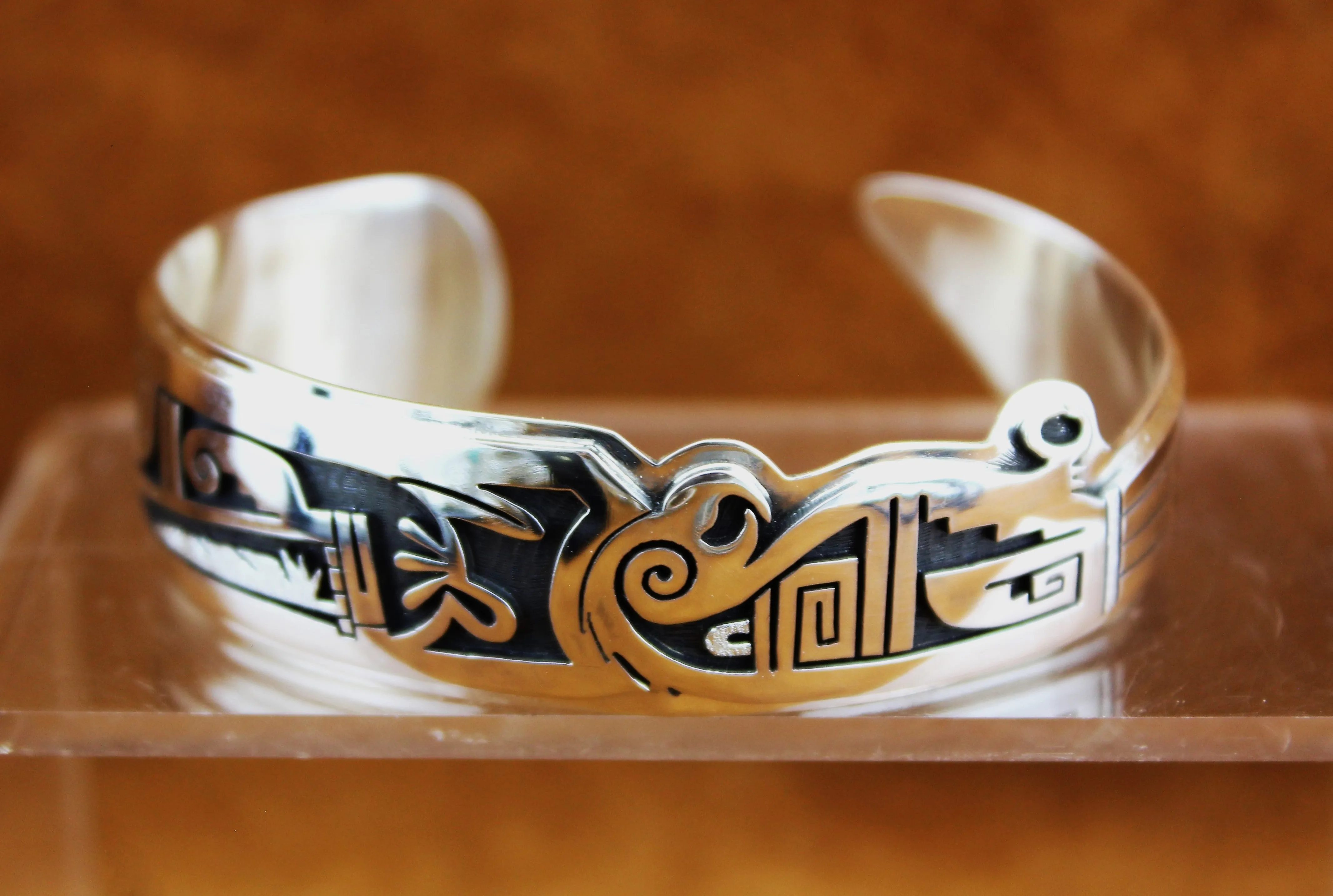 Berra Tawahongva Hopi Parrot Bracelet