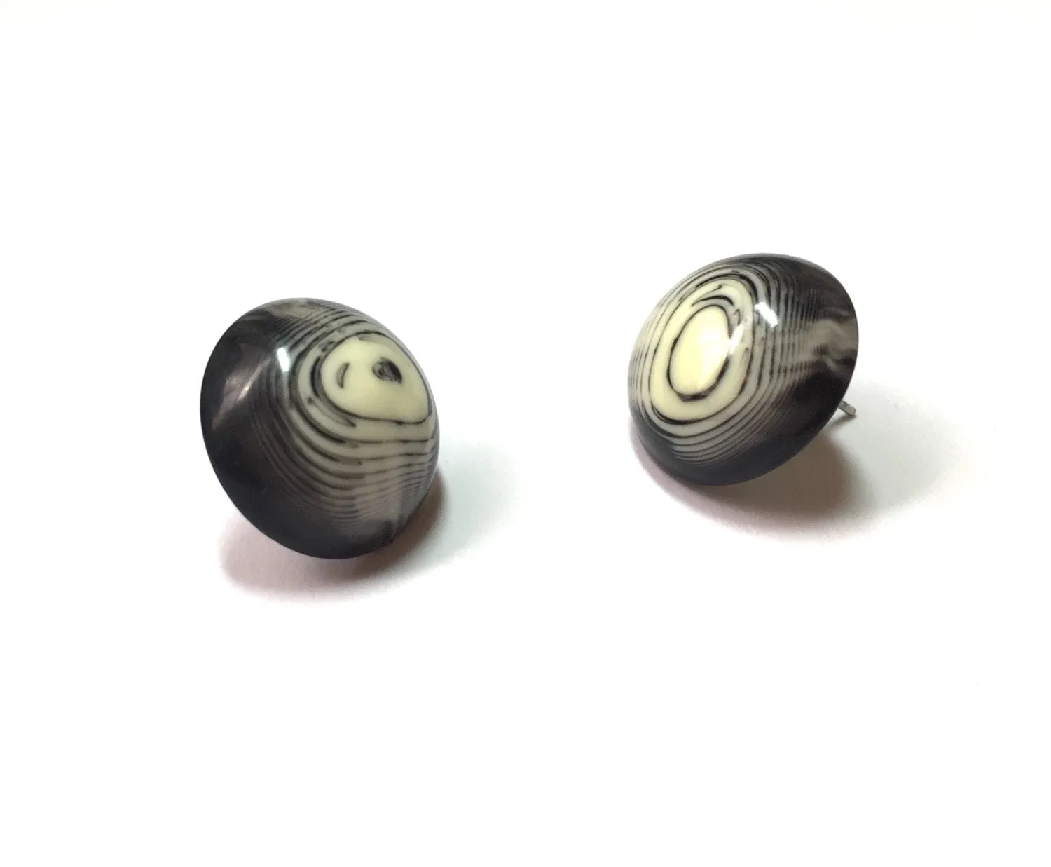 Black and Cream Agate Retro Button Stud Earrings