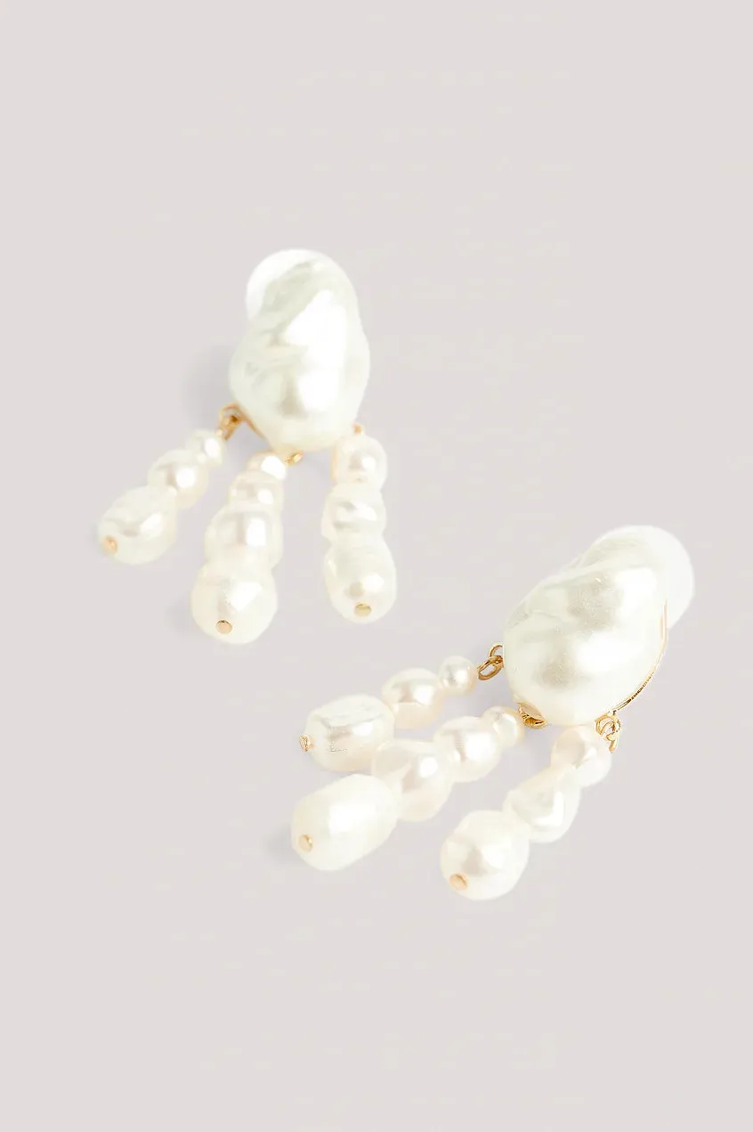 Dangle Pearl Earrings