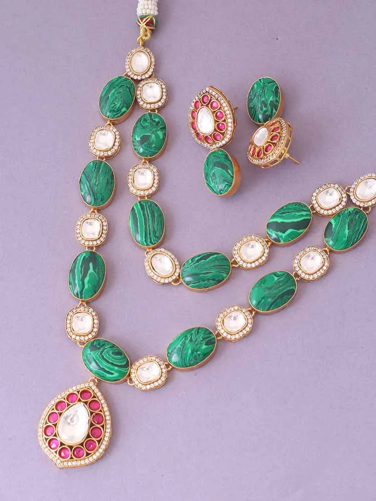 Emerald  Jiyana Kundan Jewellery Set