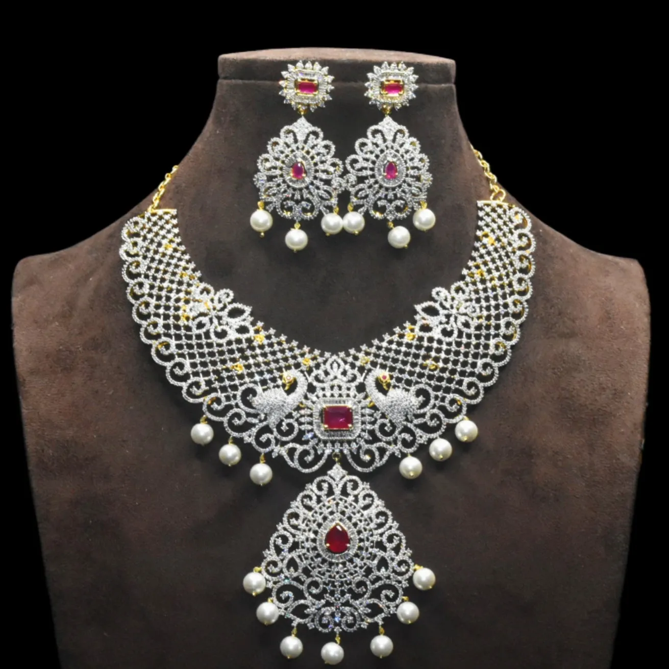 "Dazzle in Style: The Modern Glamour of Asp Fashion Jewellery's American Diamond Necklace"