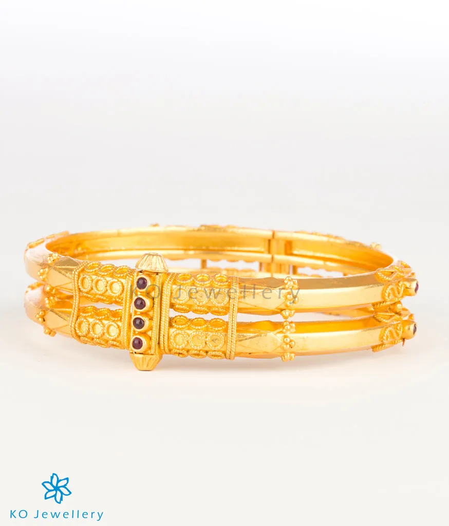 The Kumud Silver Coorgi Bracelet (Two layers Size /2.2/2.4/2.6/2.8)