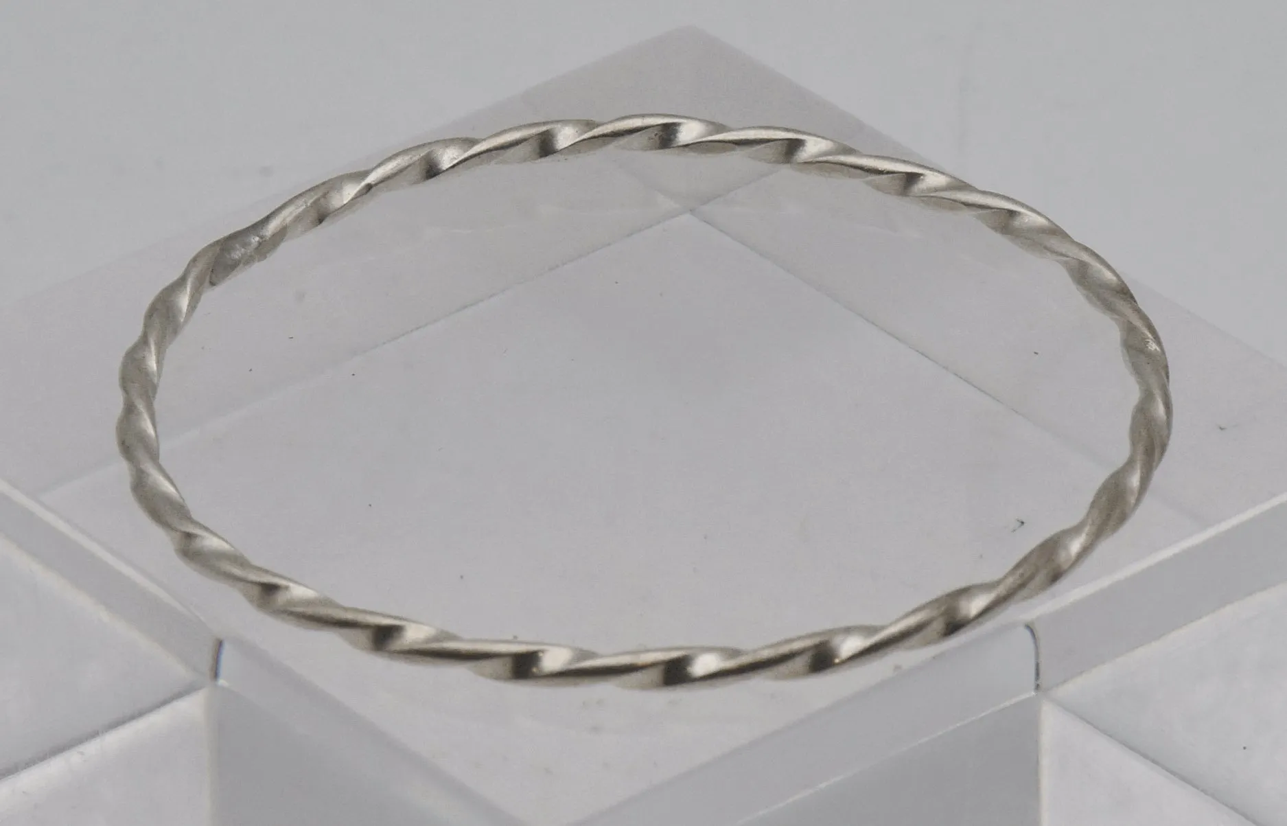 Vintage Sterling Silver Twisted Bangle Bracelet